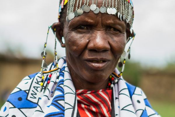 kenya-people-masai-img-0686C9280AA7-379B-A3BA-D7F8-37C279EB1459.jpg